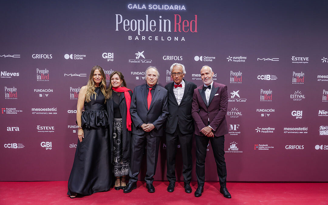 Joan Manuel Serrat, fiel a su cita solidaria con la ciencia y la vida