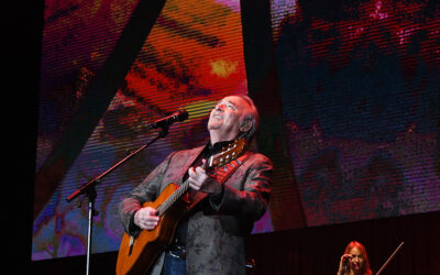 Serrat tiene una nueva casa digital: estrenamos su YouTube oficial con ‘El vicio de cantar’