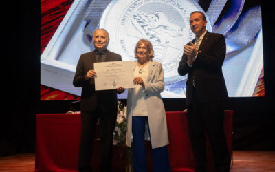 Joan Manuel Serrat se convirtió en Doctor Honoris Causa de la UNCUYO